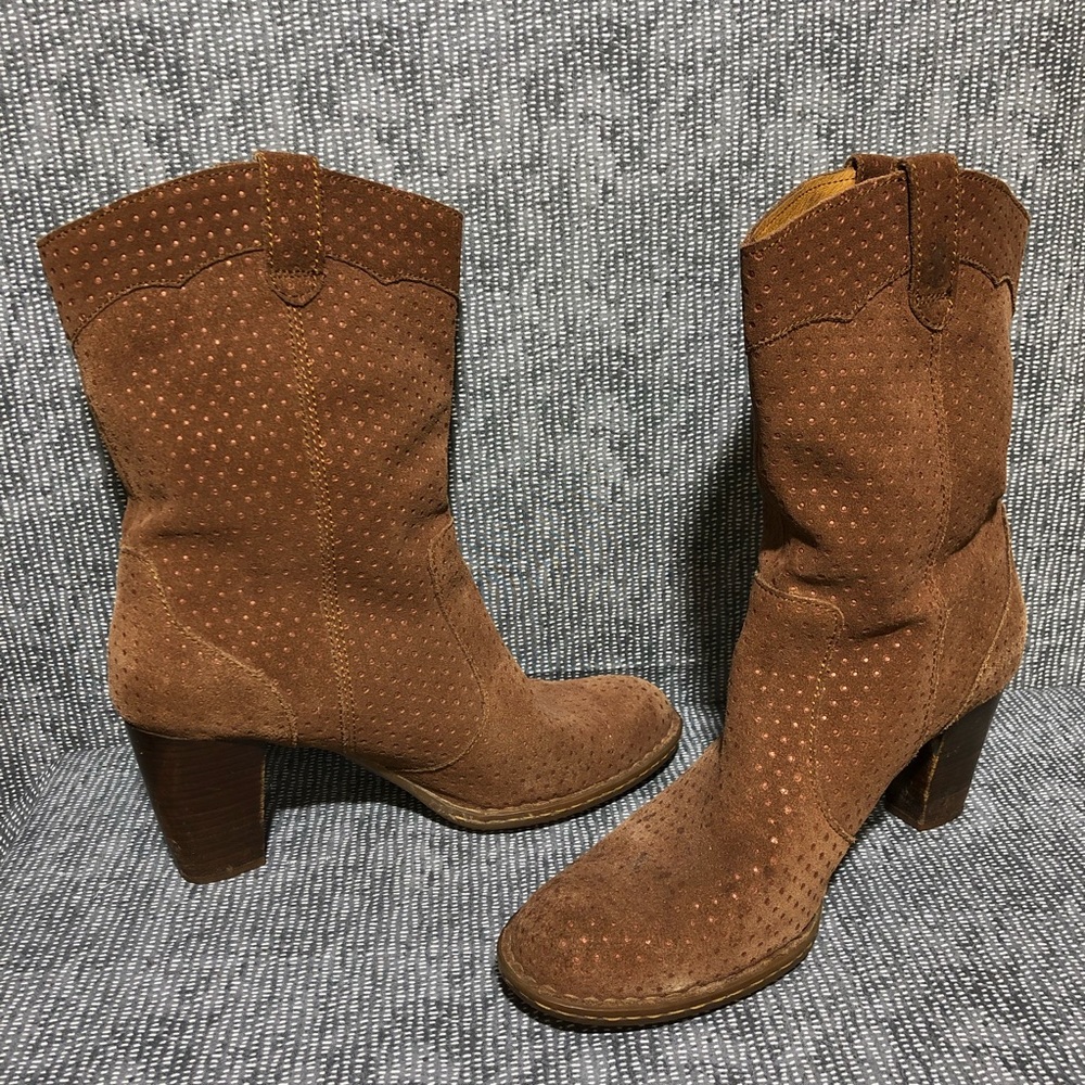 BORN Brown Cowboy Boots